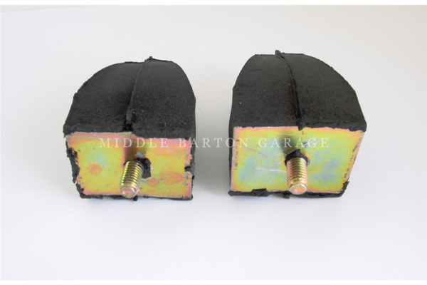 BUMP STOP REAR 600/600D